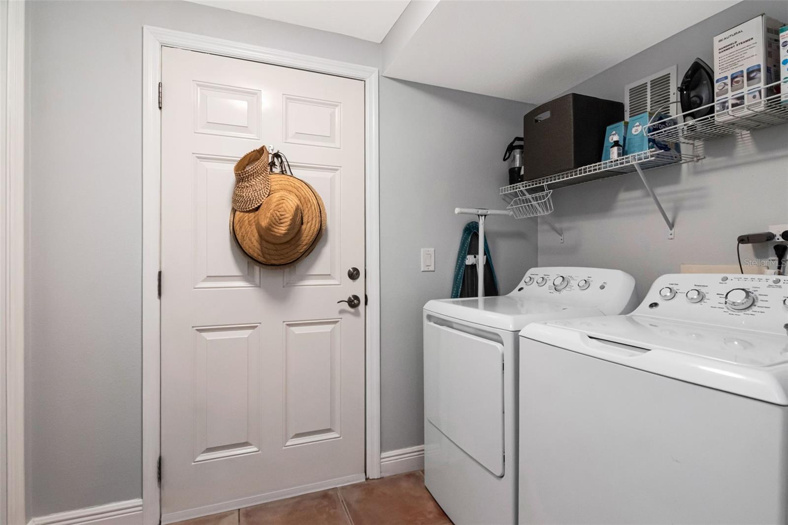 ALCAZAR CONDO - Residential