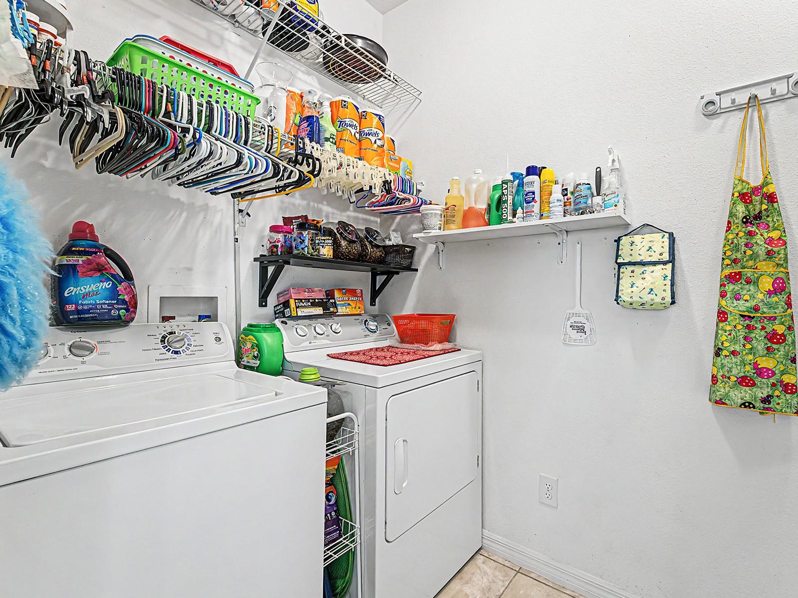 DORAL POINTE NORTH - Residential