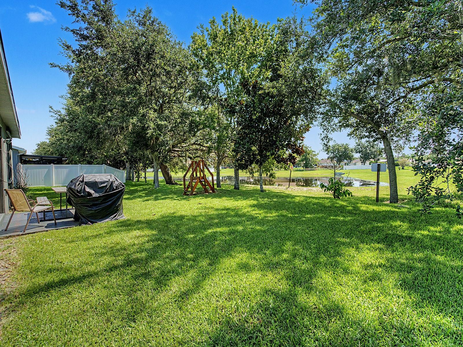 DORAL POINTE NORTH - Residential