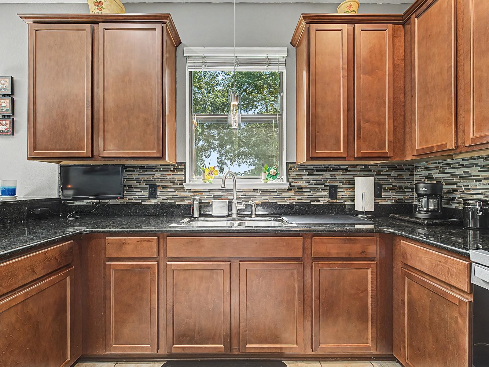 DORAL POINTE NORTH - Residential