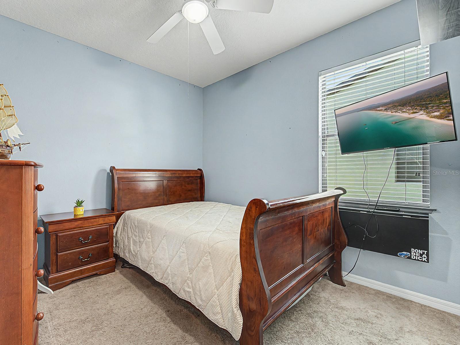 DORAL POINTE NORTH - Residential