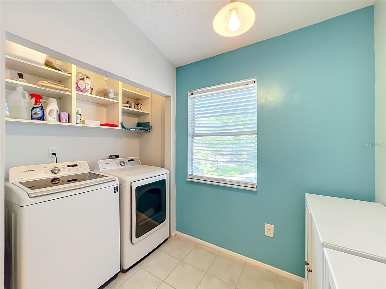 OAK HARBOUR SEC 3 A CONDO - Residential