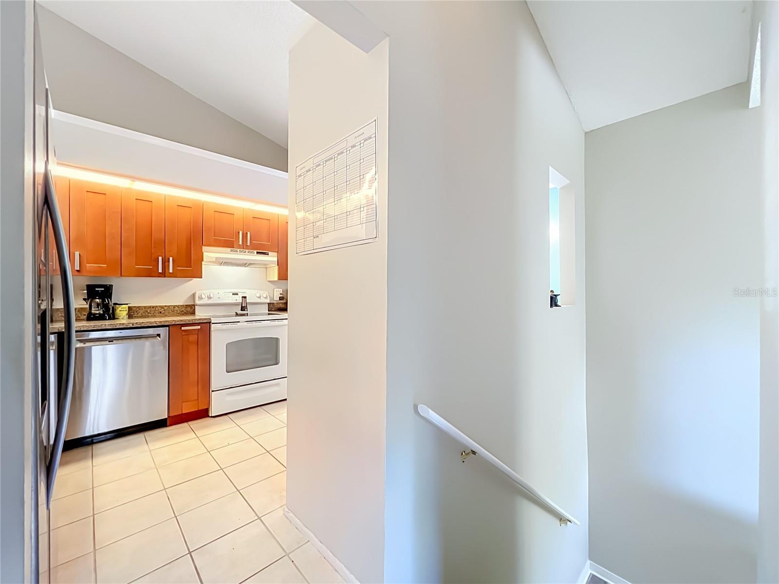 OAK HARBOUR SEC 3 A CONDO - Residential