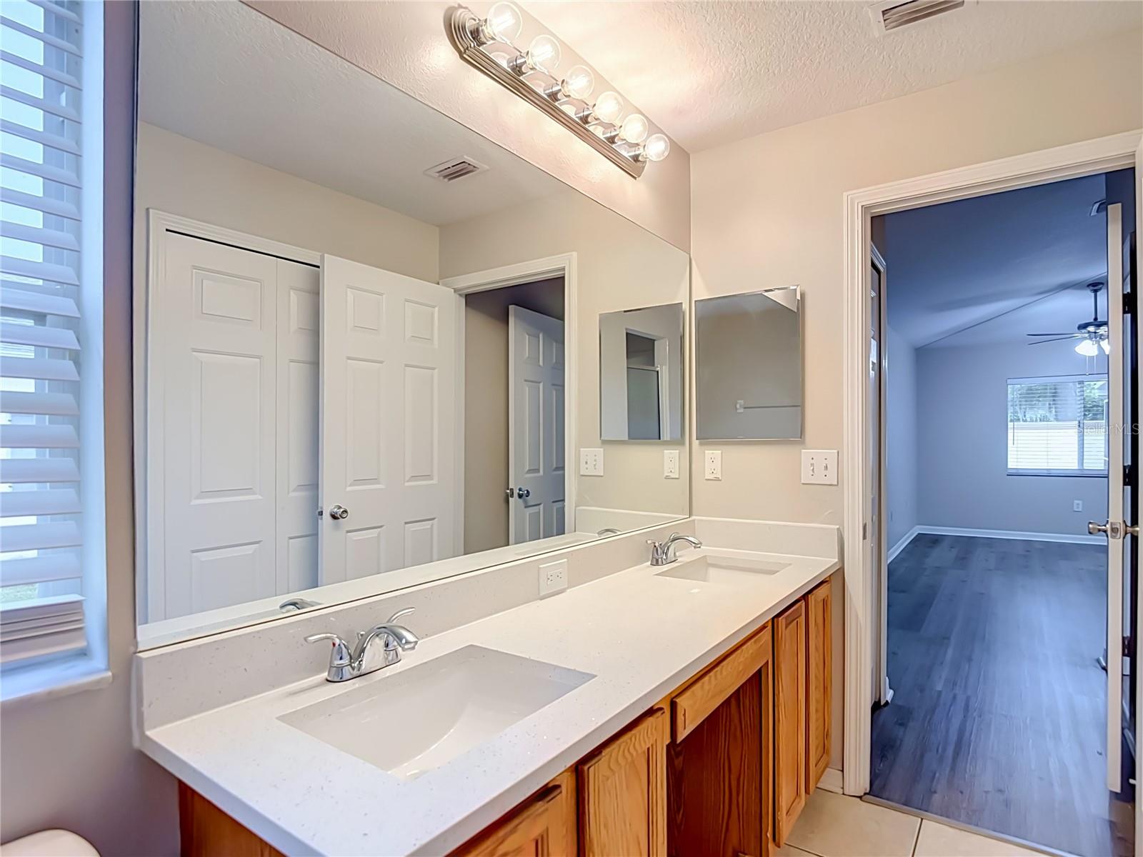 NORTHWOOD - Residential