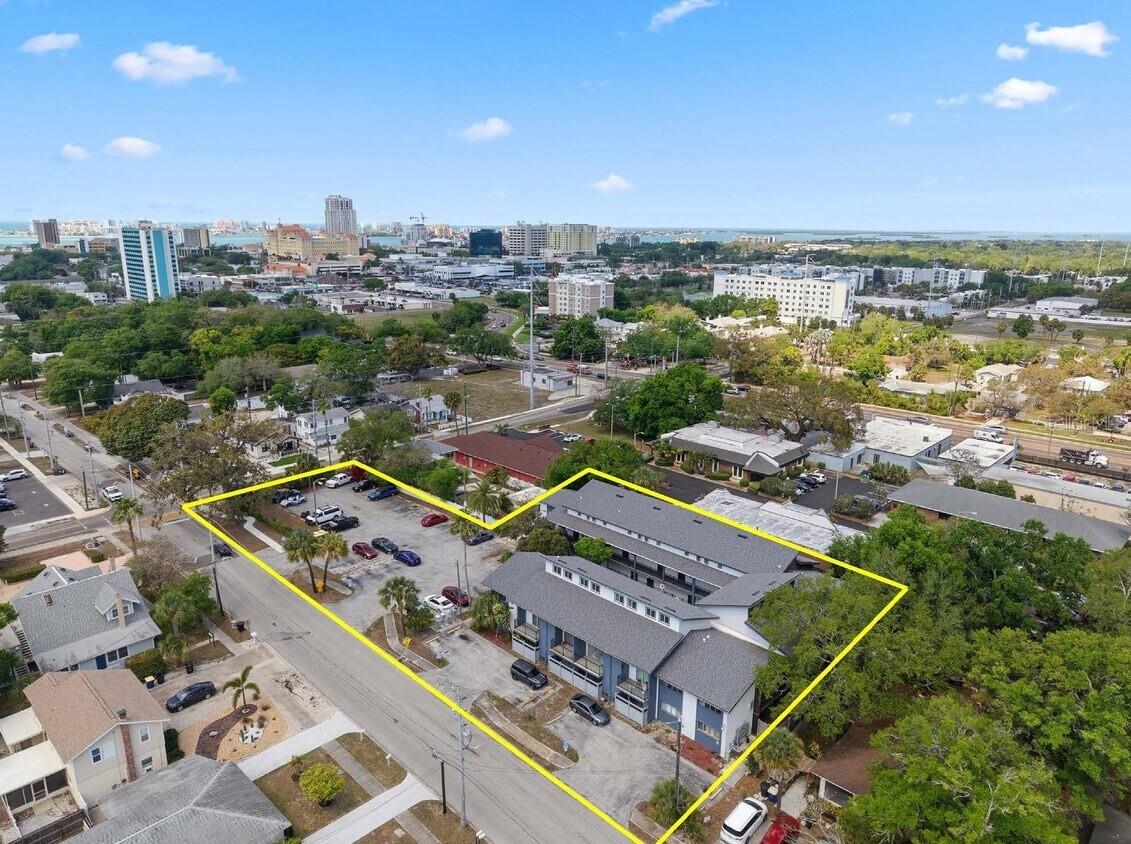 MARANATHA SUB - Commercial Sale