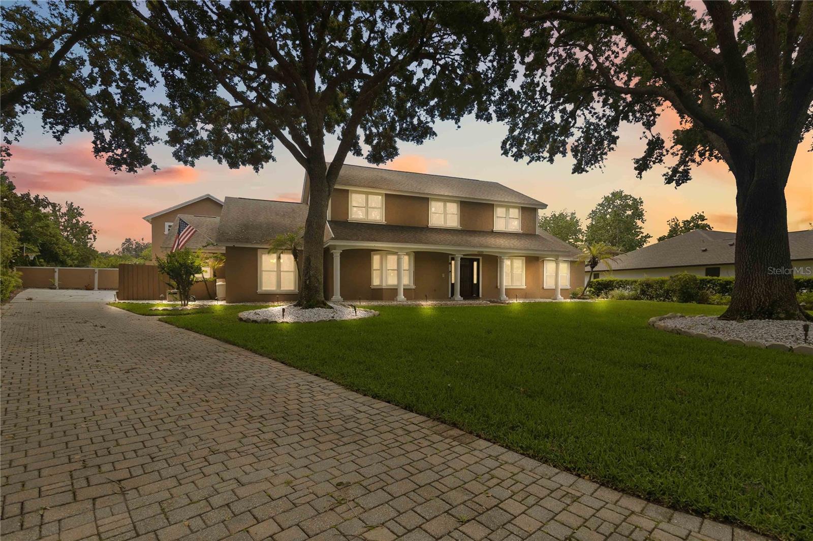 TURNBURY WOODS - Residential