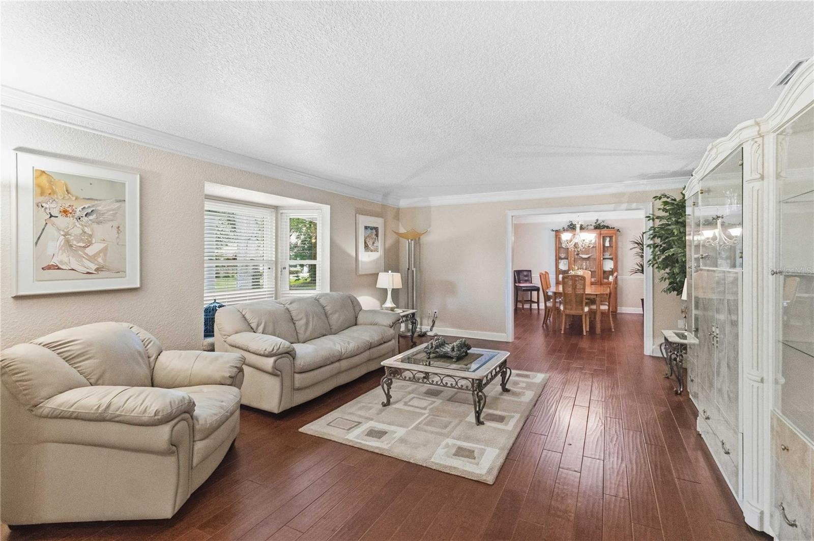TURNBURY WOODS - Residential