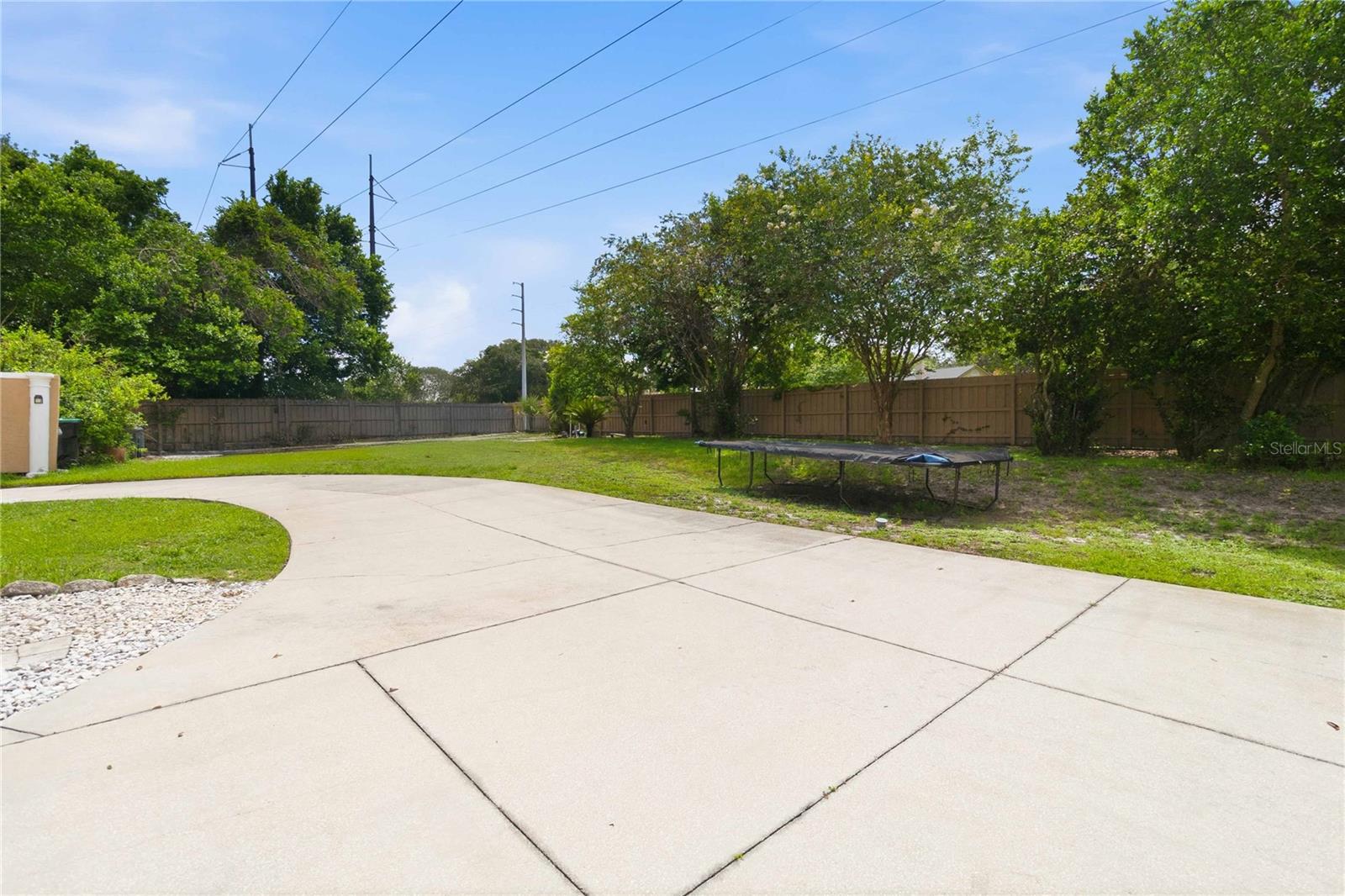 TURNBURY WOODS - Residential