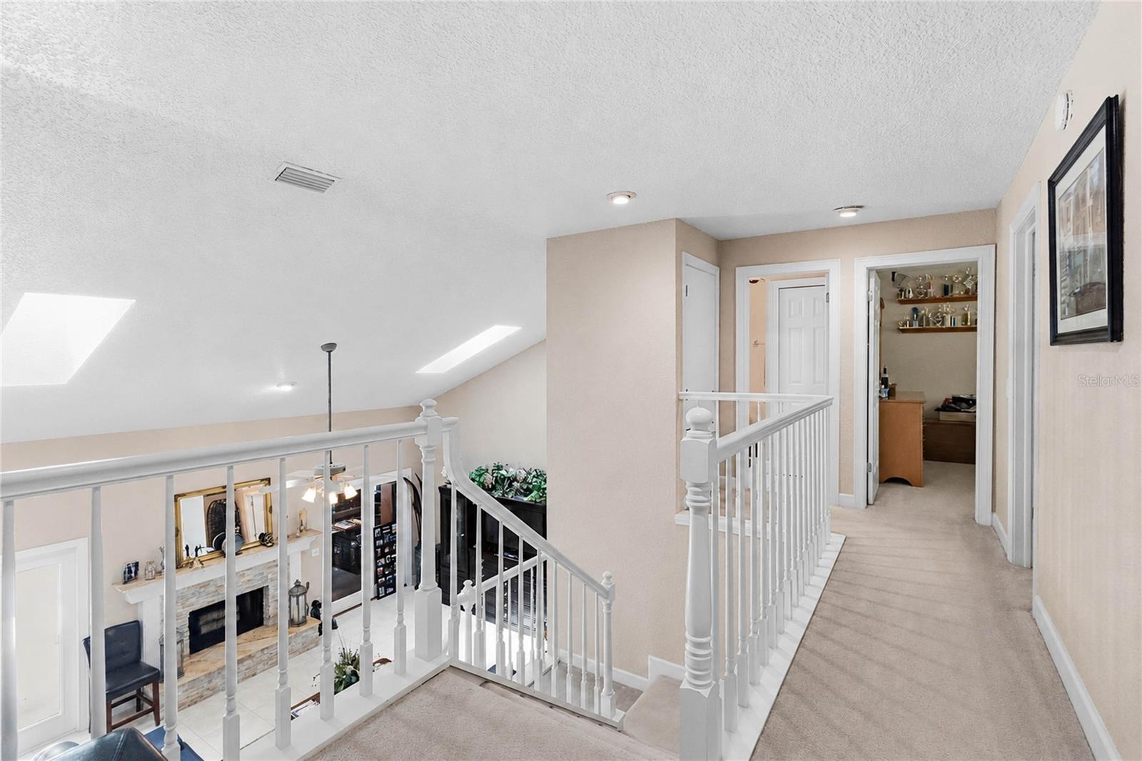 TURNBURY WOODS - Residential