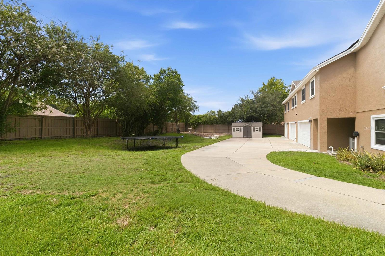 TURNBURY WOODS - Residential
