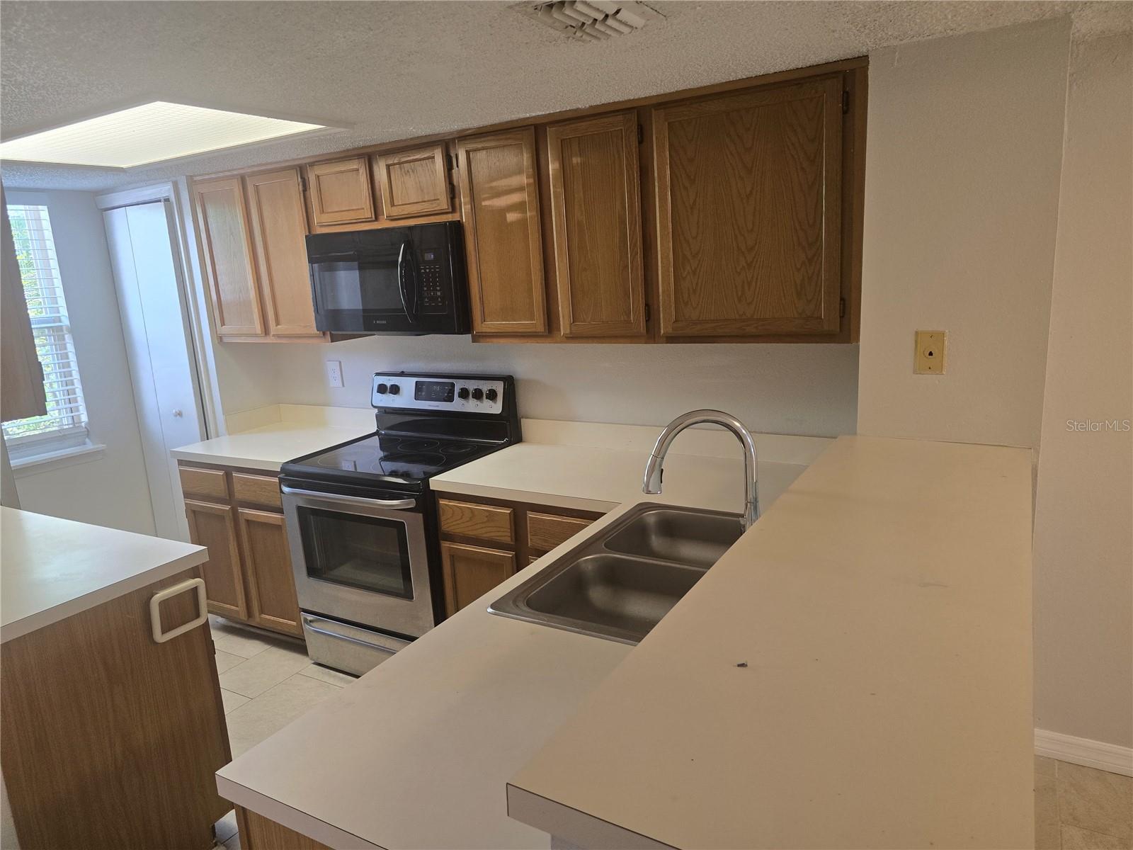 COPPERFIELD TWNHMS - Residential