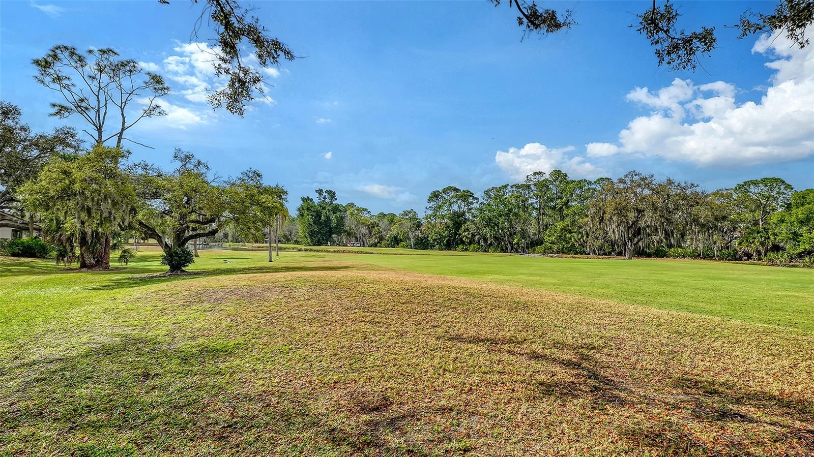 KINGSMERE - Residential