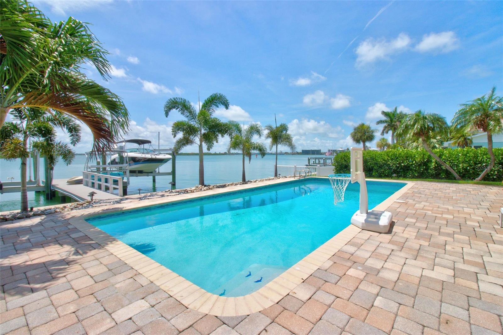 CRYSTAL ISLAND 2ND ADD - Residential