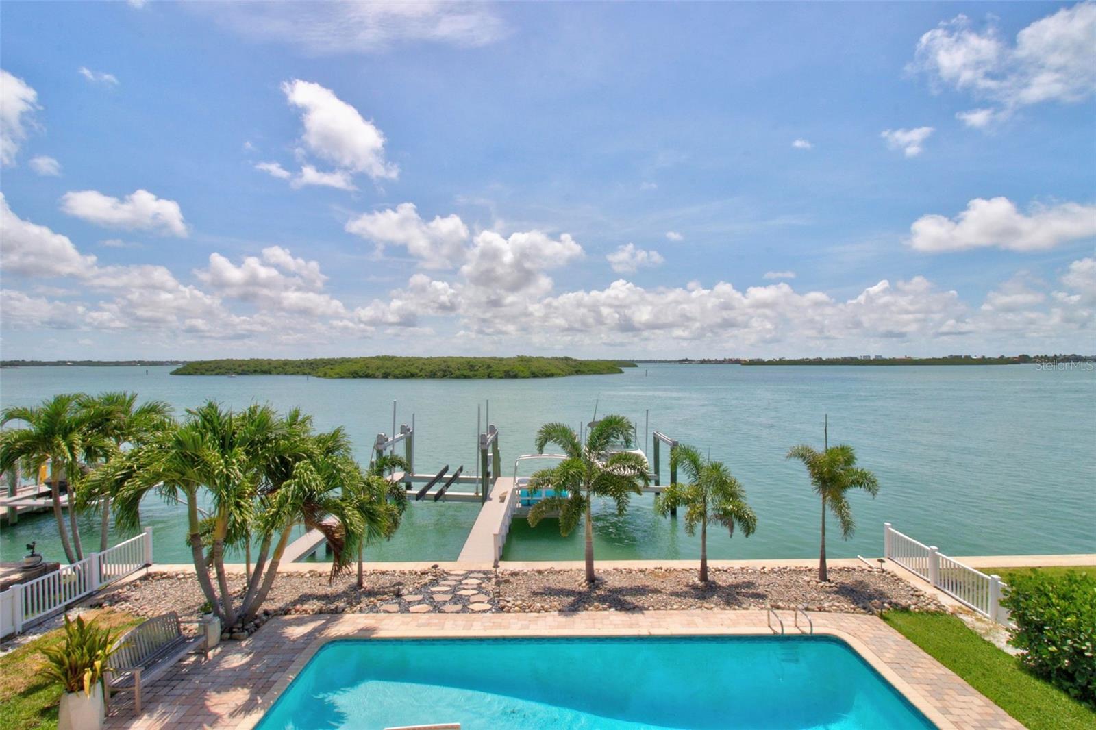 CRYSTAL ISLAND 2ND ADD - Residential