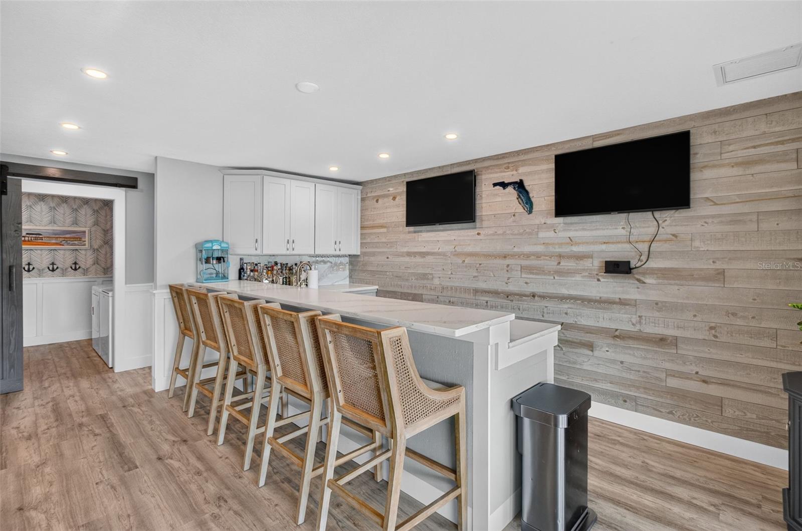 CRYSTAL ISLAND 2ND ADD - Residential