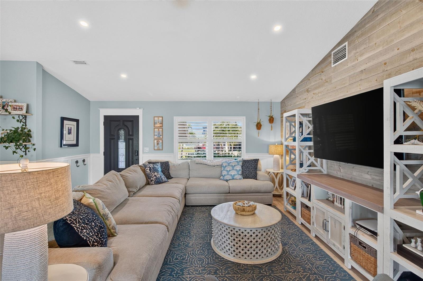 CRYSTAL ISLAND 2ND ADD - Residential