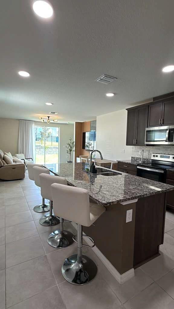 LAWSON DUNES SUB - Residential Lease