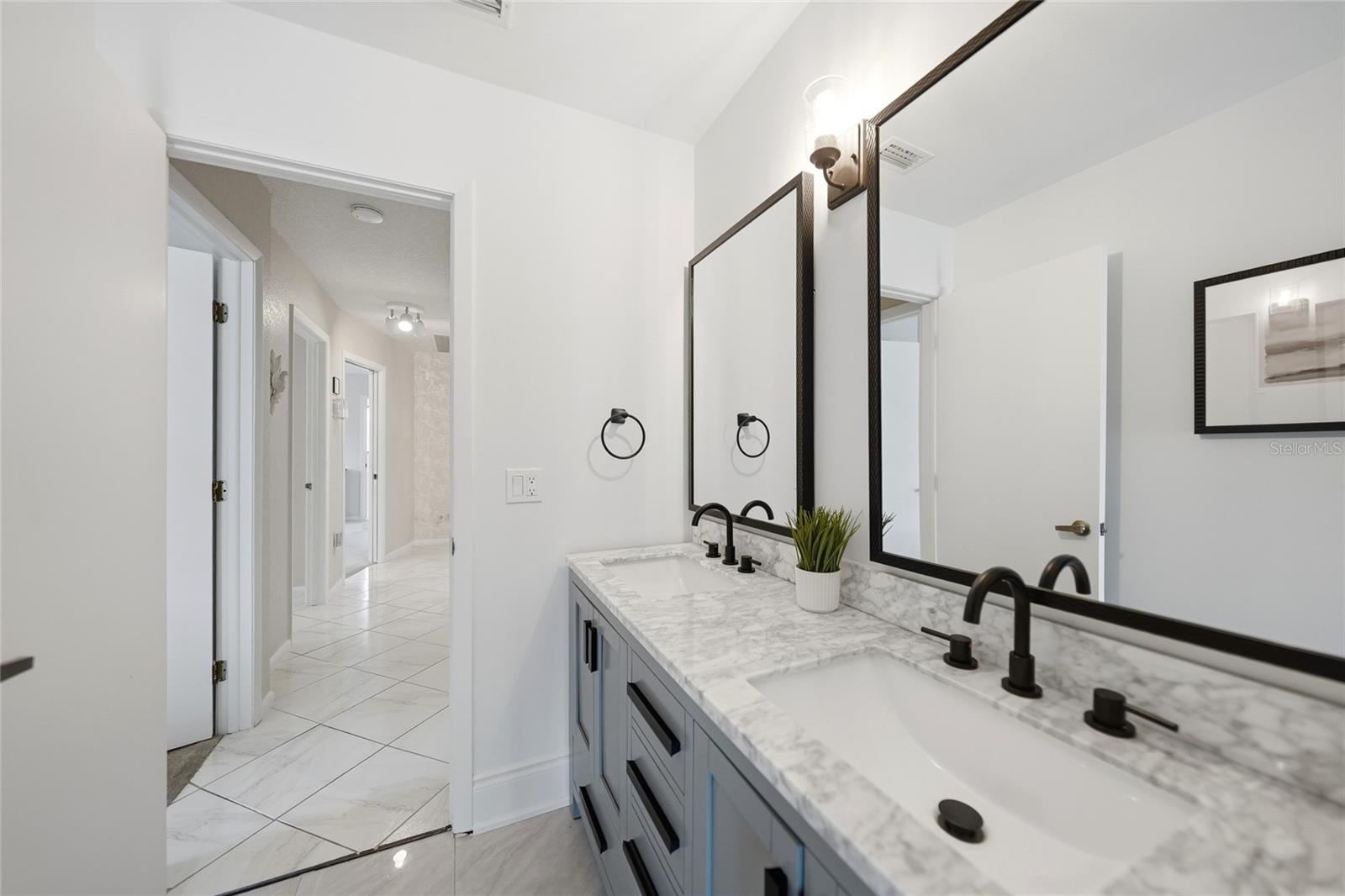 PUNTA GORDA ISLES SEC 05 - Residential