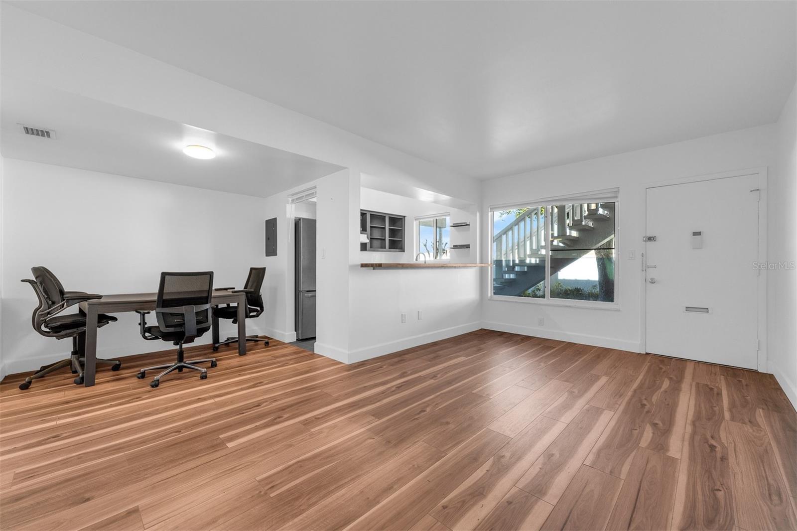 LAKE MAITLAND TERRACE APTS - Residential