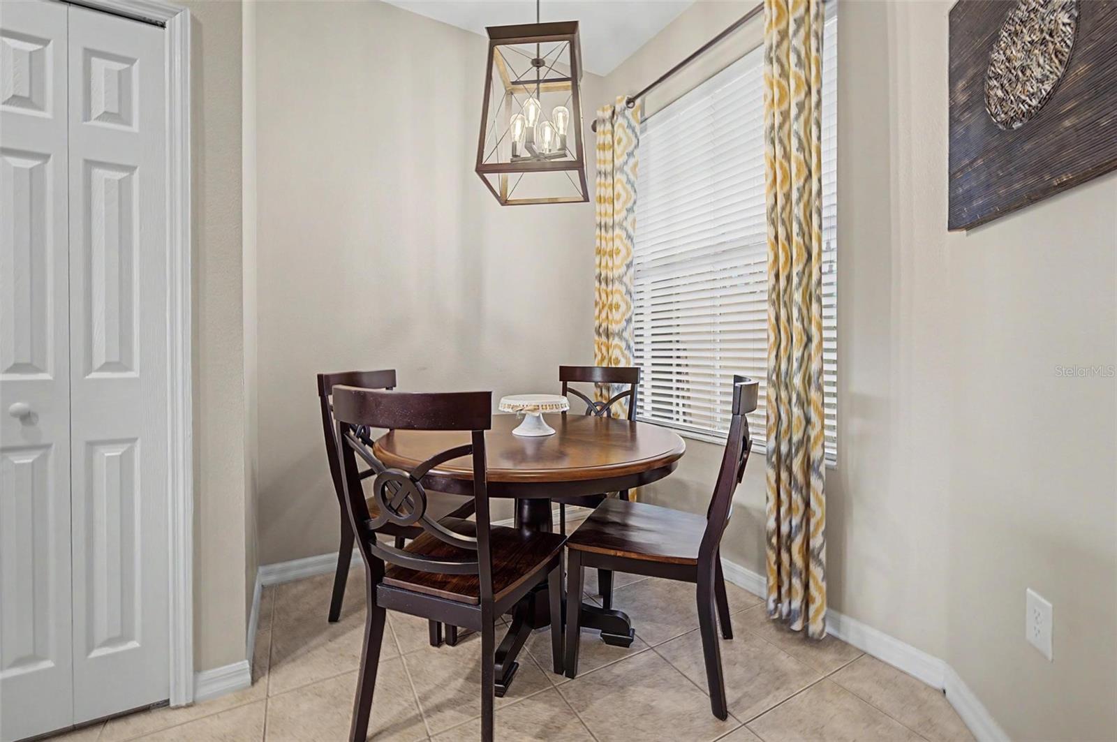 HUNTINGTON RIDGE TWNHMS - Residential
