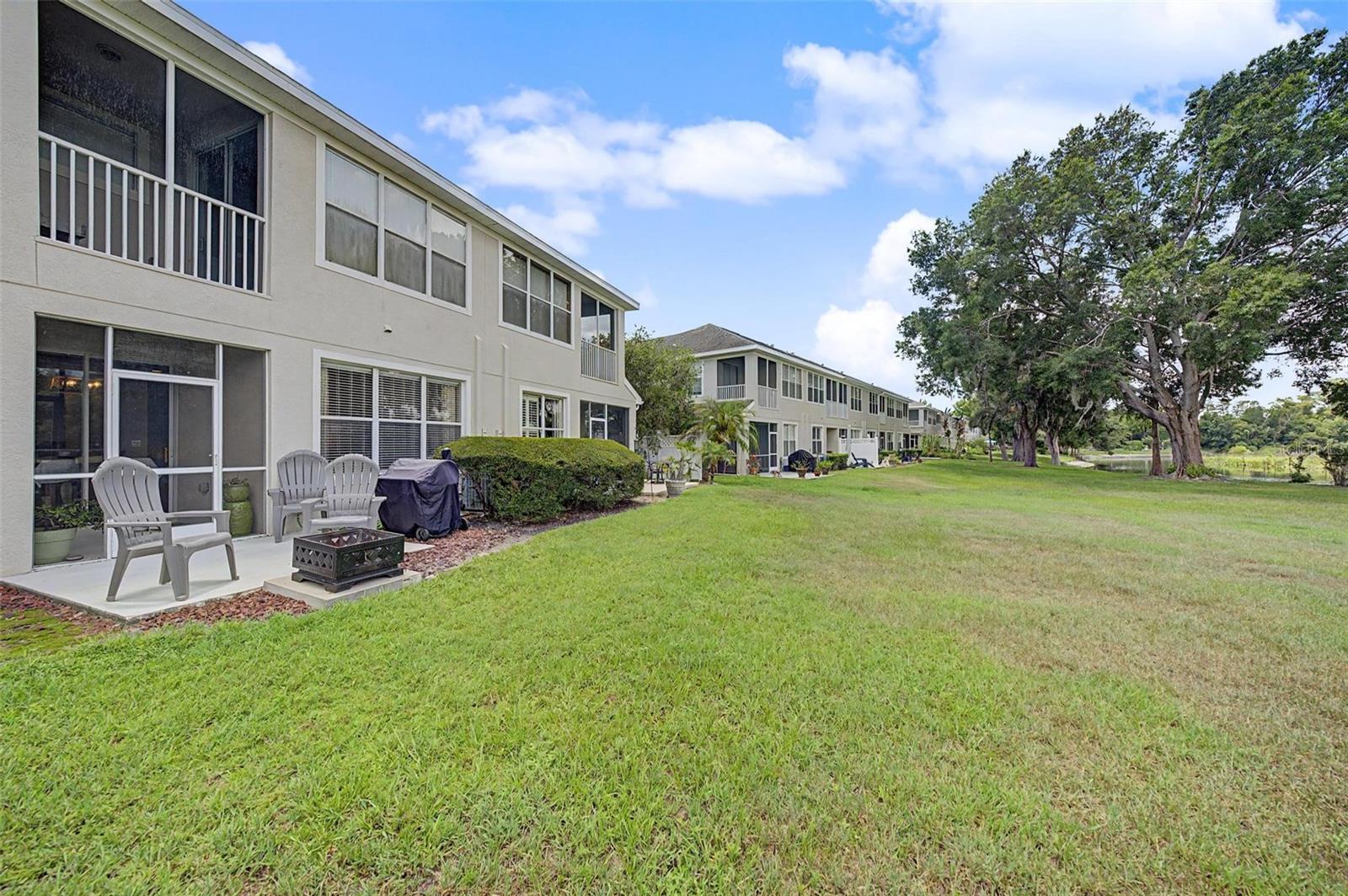 HUNTINGTON RIDGE TWNHMS - Residential