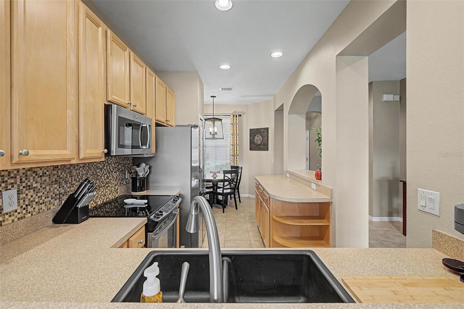 HUNTINGTON RIDGE TWNHMS - Residential