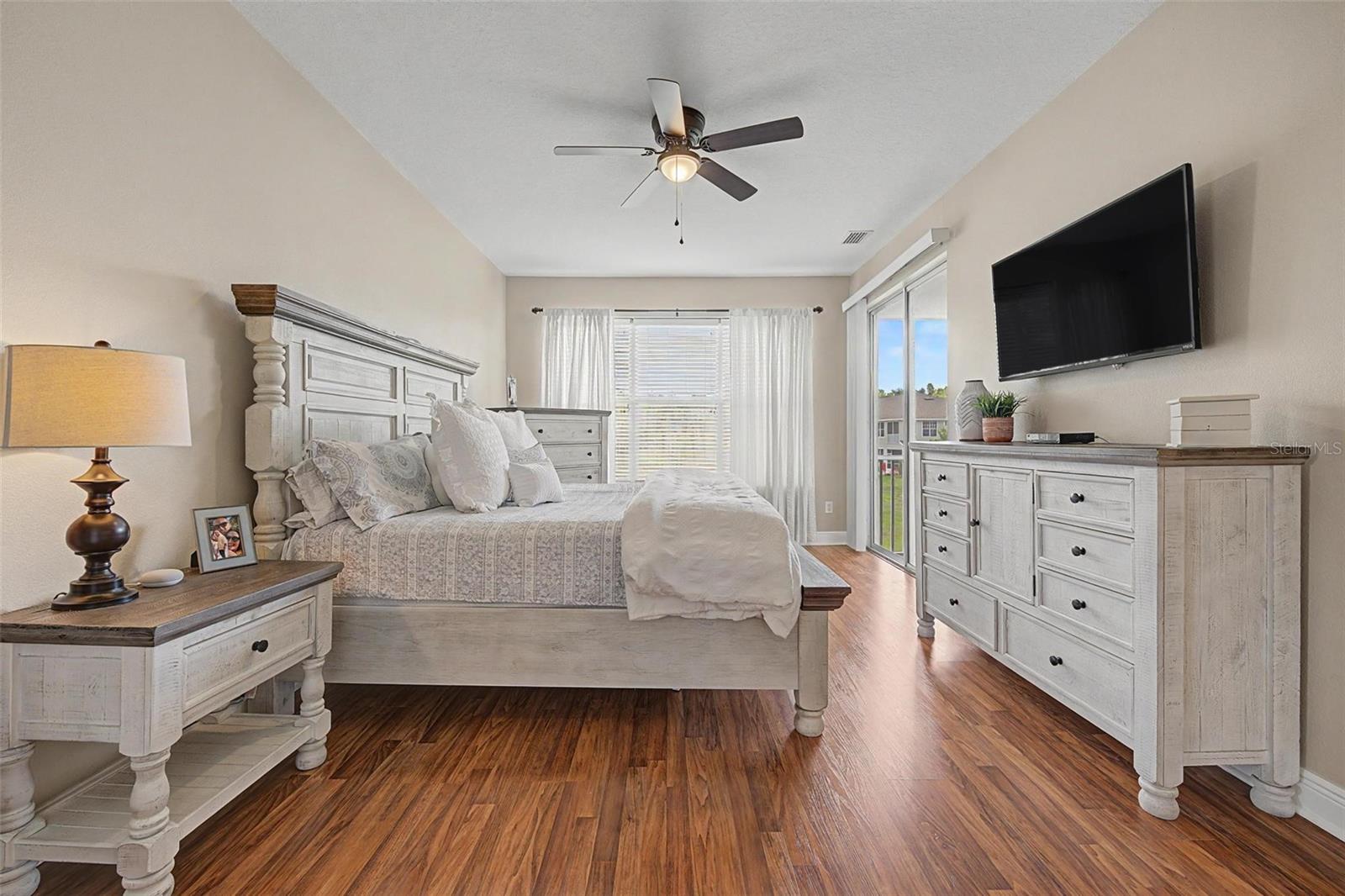 HUNTINGTON RIDGE TWNHMS - Residential