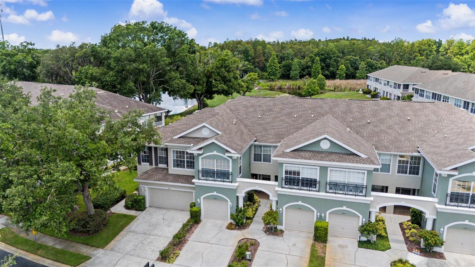 HUNTINGTON RIDGE TWNHMS - Residential