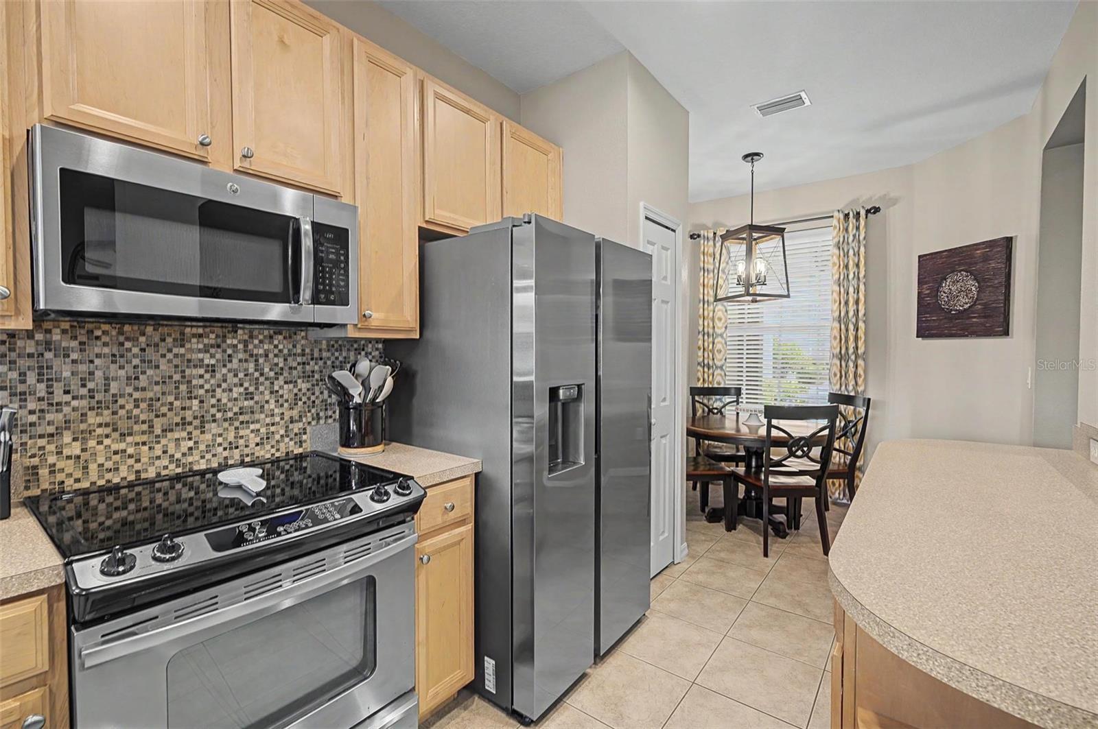 HUNTINGTON RIDGE TWNHMS - Residential