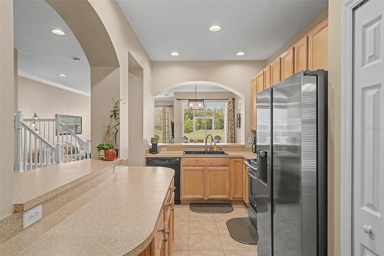HUNTINGTON RIDGE TWNHMS - Residential