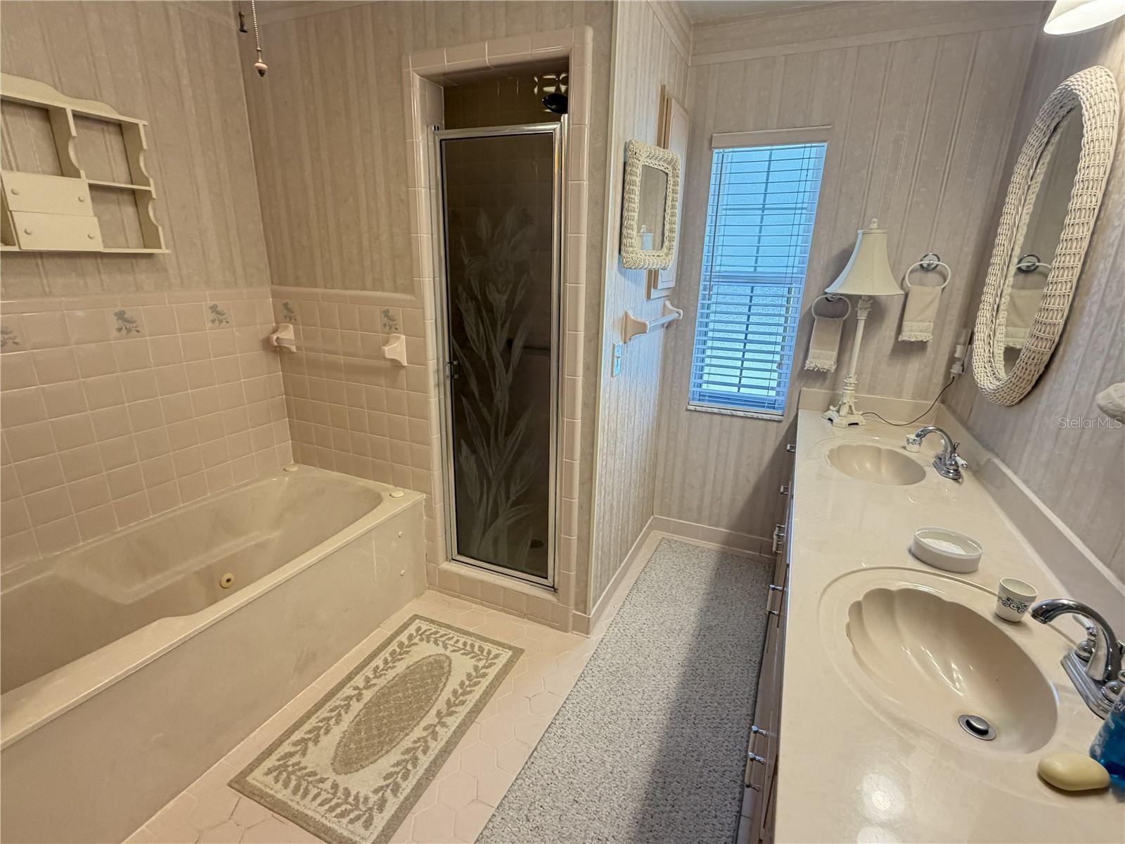 RAINBOW SPRINGS WOODLANDS - Residential