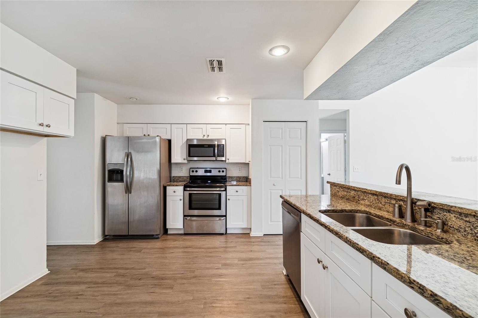 COUNTRYWAY PRCL B TRCT 21 PH 2 - Residential Lease