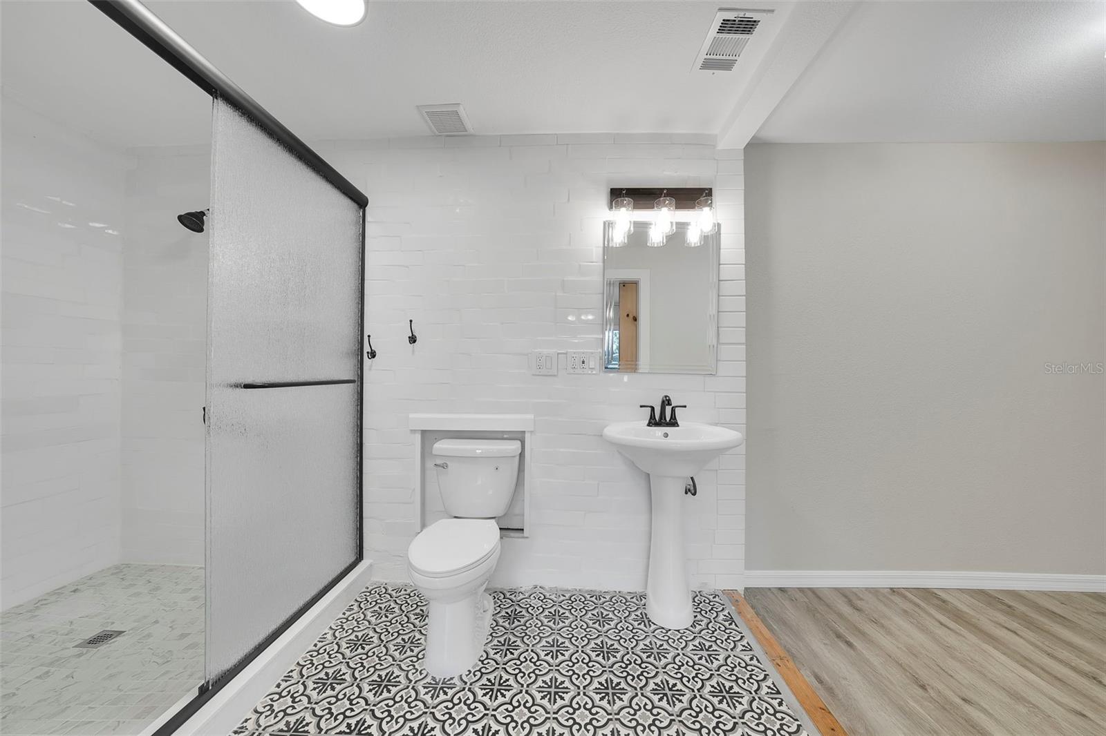 EL DORADO HILLS ANNEX - Residential Lease