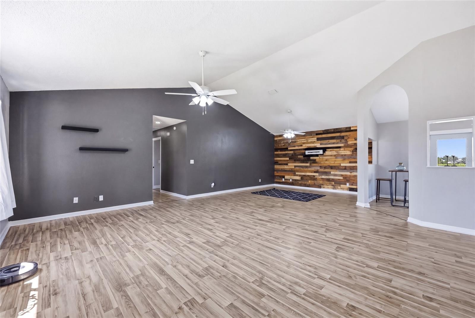 DELTONA LAKES UNIT 43 - Residential