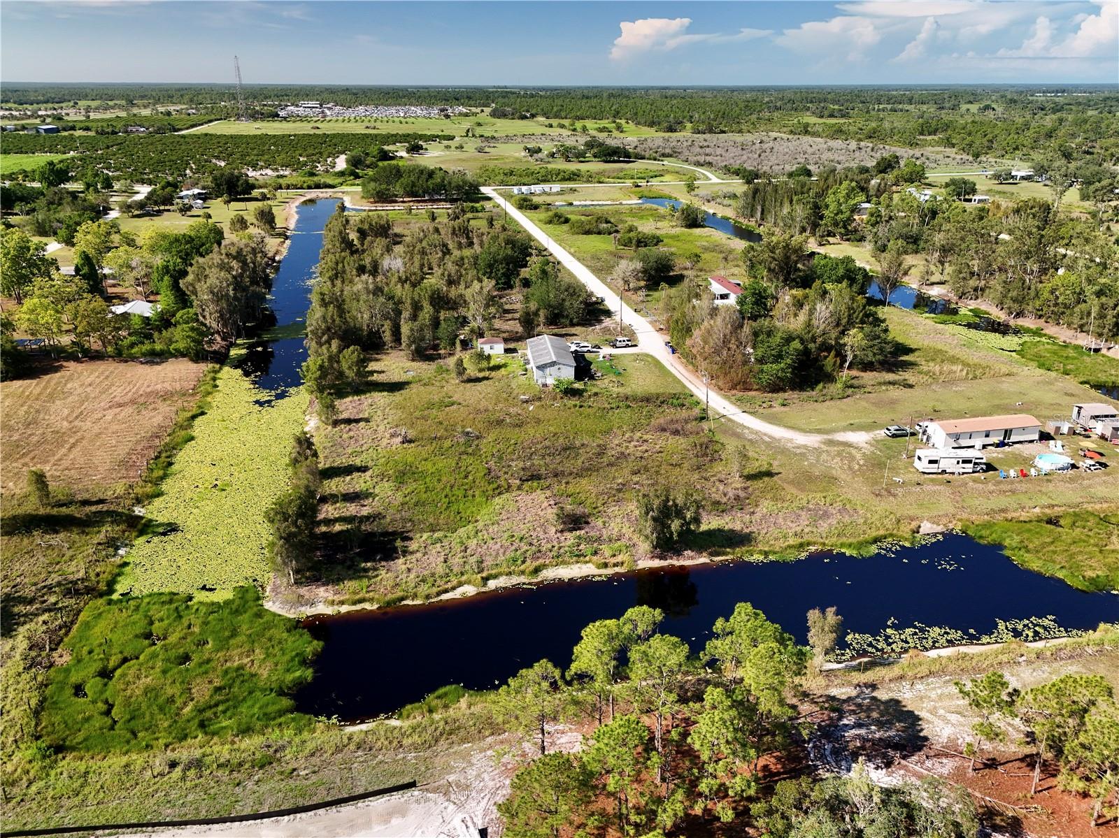 HOLIDAY ACRES 1ST ADD - Land