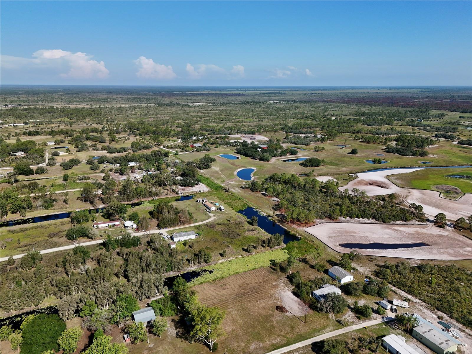 HOLIDAY ACRES 1ST ADD - Land