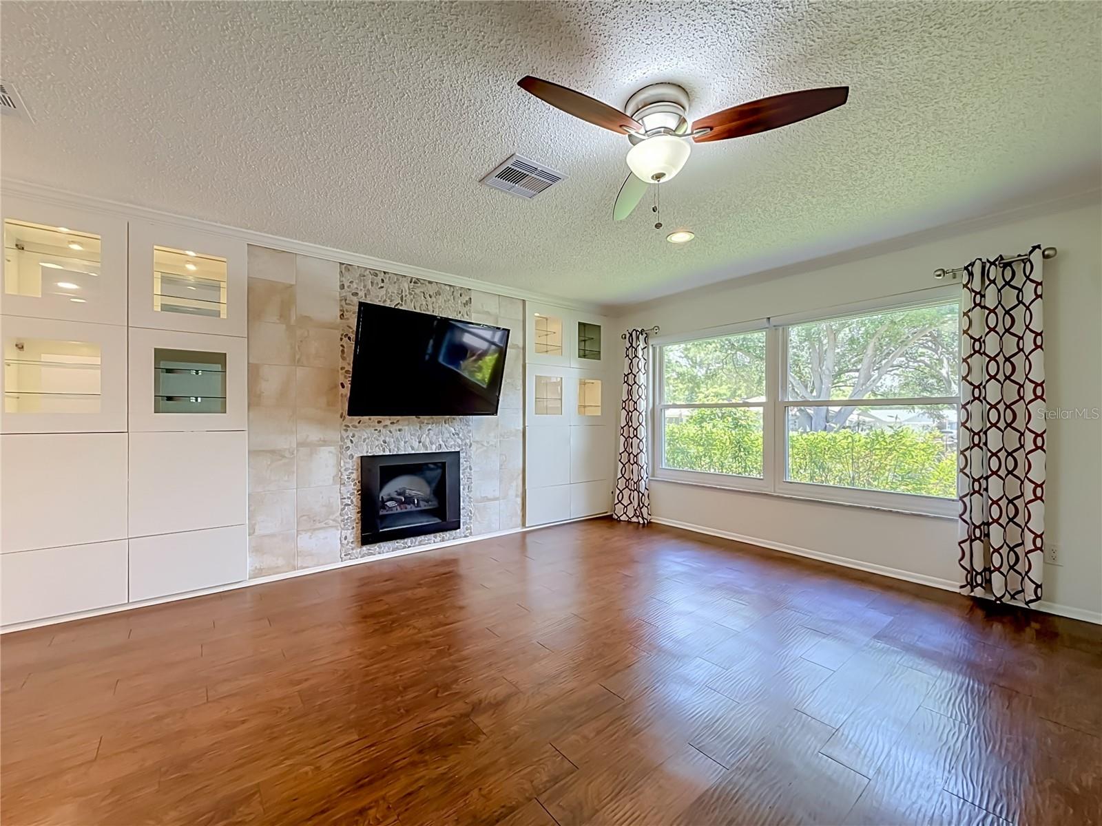 HIGHLAND LAKES - Residential