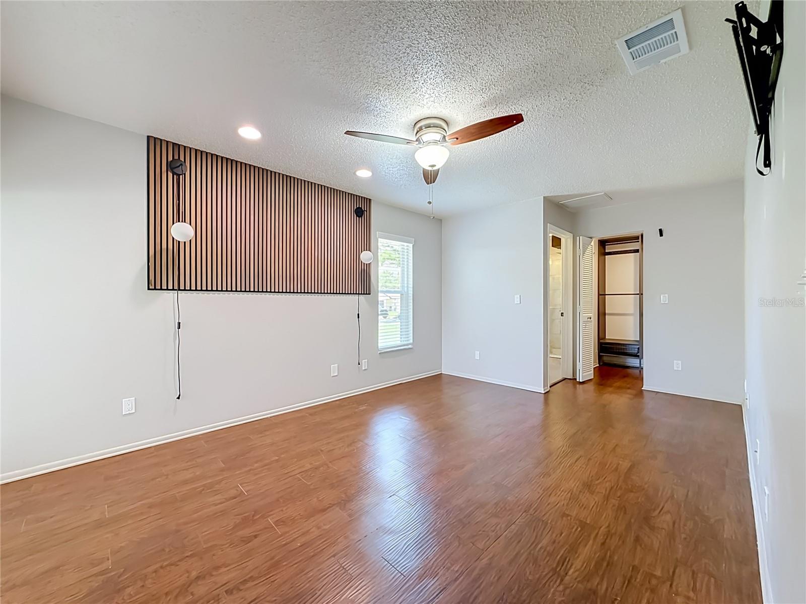 HIGHLAND LAKES - Residential