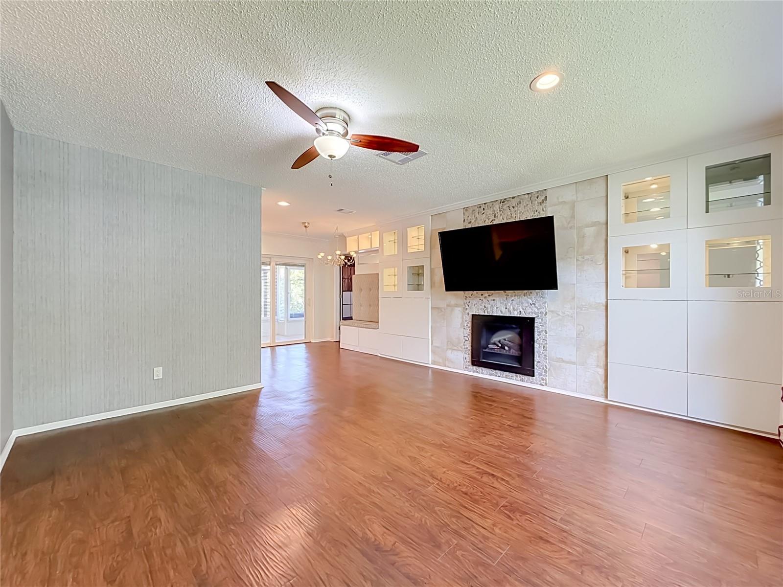 HIGHLAND LAKES - Residential