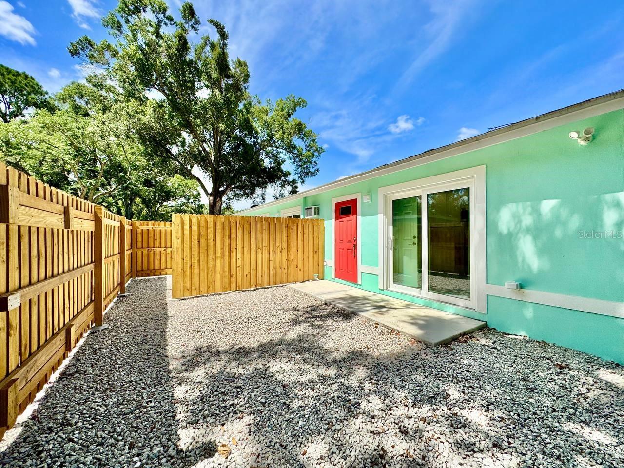 DEL RIO ESTATES UNIT 9 - Residential Lease