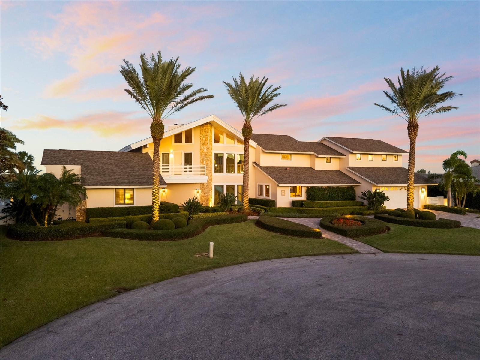 YACHT CLUB ISLAND ESTATE - Residential