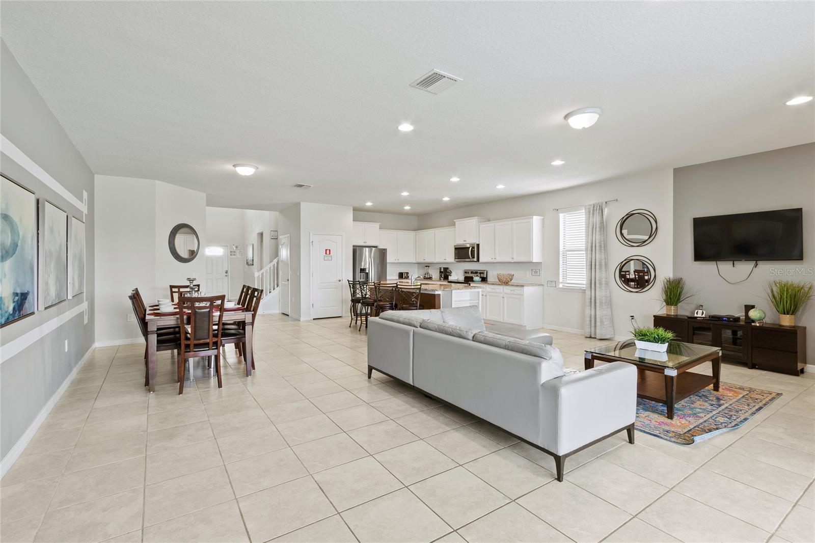 WINDSOR AT WESTSIDE PHASE 3 - Residential