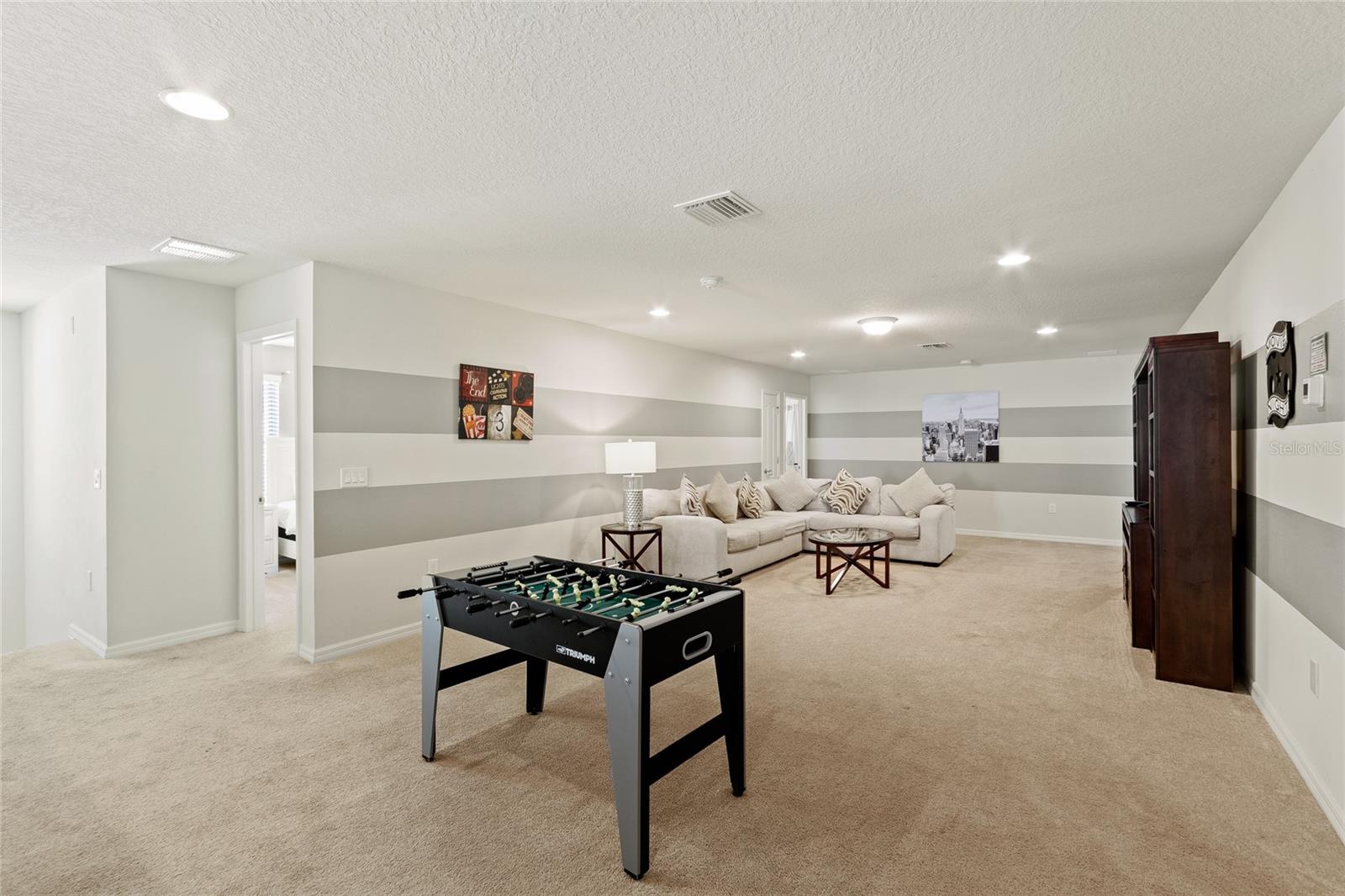 WINDSOR AT WESTSIDE PHASE 3 - Residential