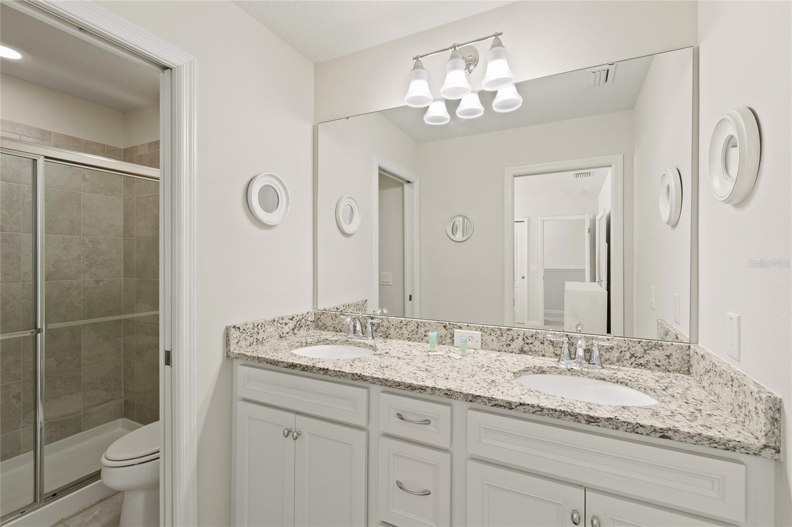 WINDSOR AT WESTSIDE PHASE 3 - Residential