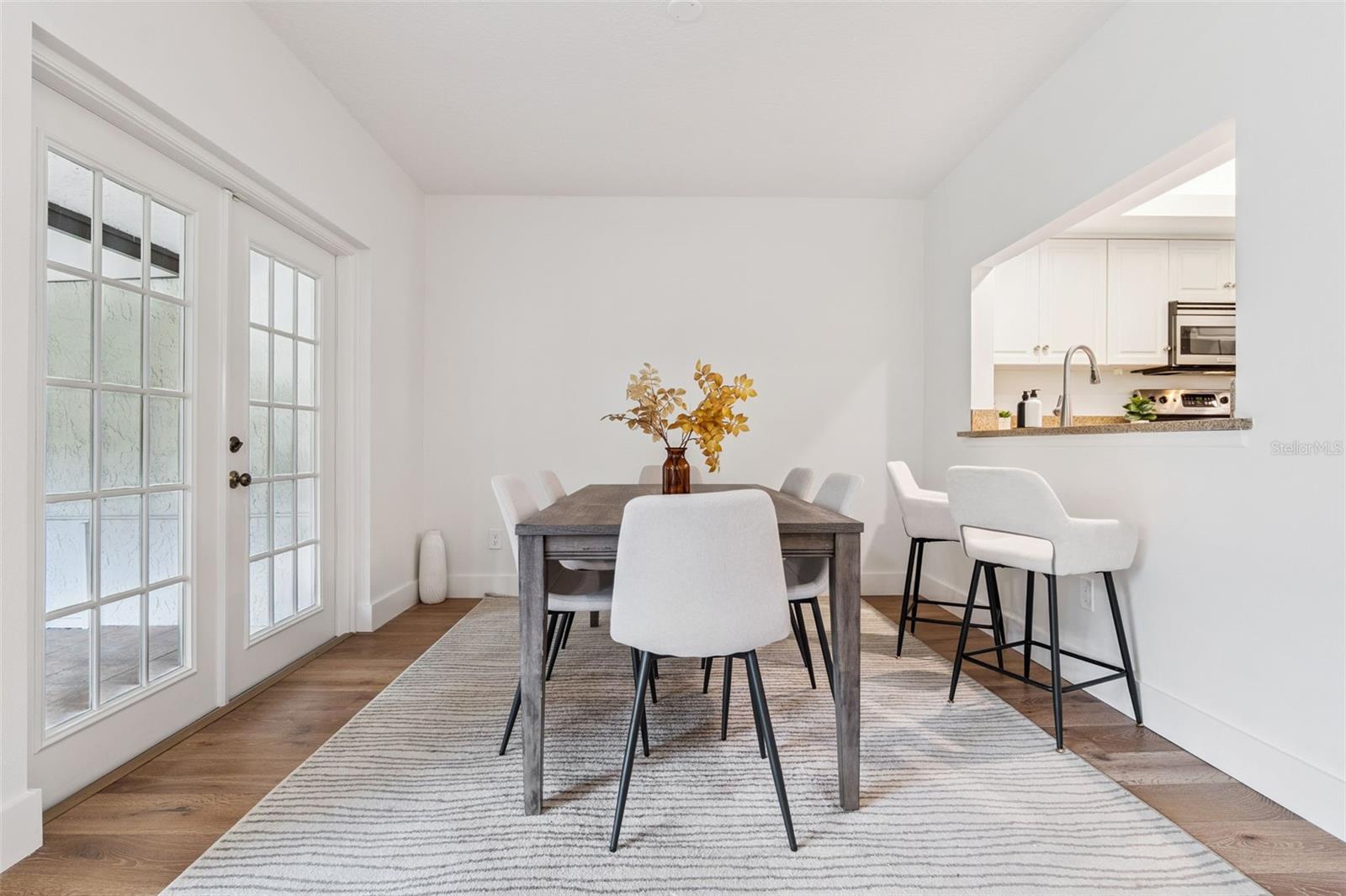 ULTRA VISTA CONDO - Residential