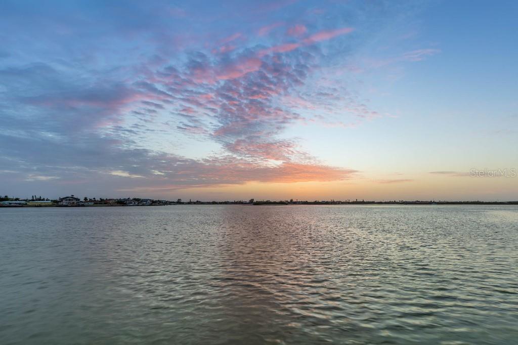 HARBOR BLUFFS SEC 4 - Residential