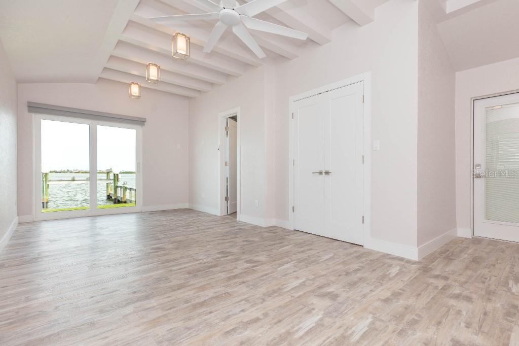 HARBOR BLUFFS SEC 4 - Residential