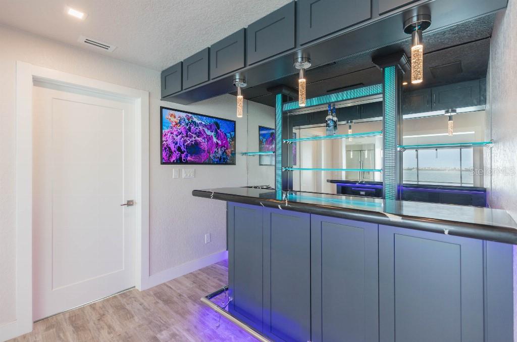 HARBOR BLUFFS SEC 4 - Residential