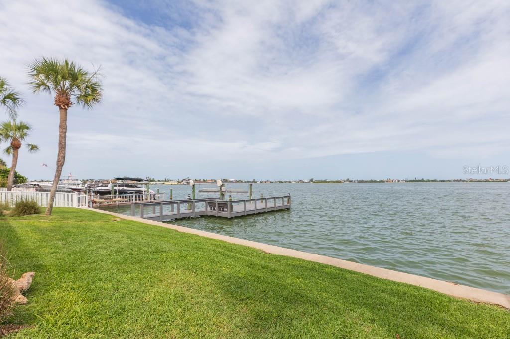 HARBOR BLUFFS SEC 4 - Residential
