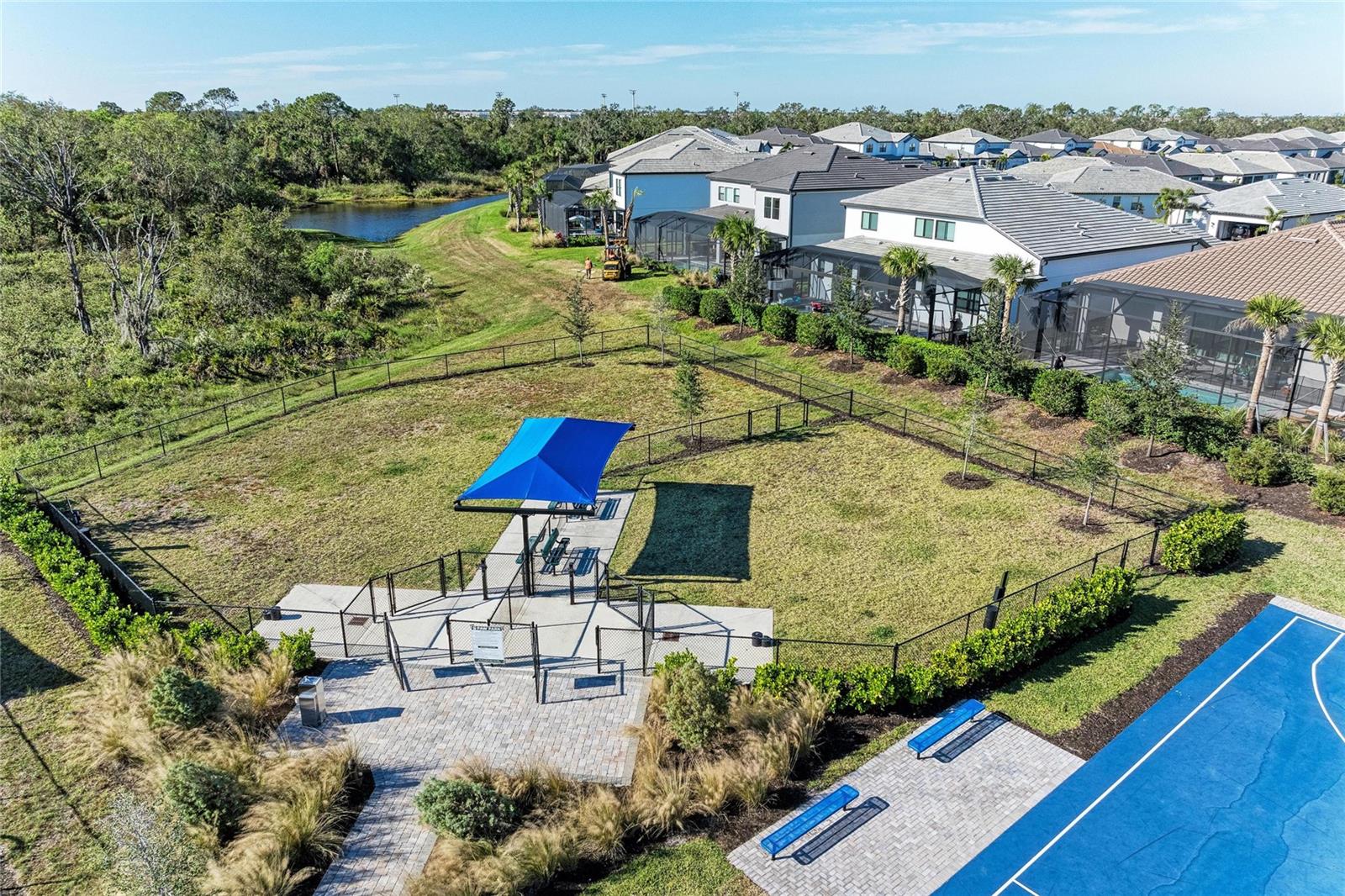 SAPPHIRE POINT PH IVA & IVB - Residential